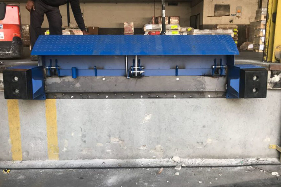 Mini dock