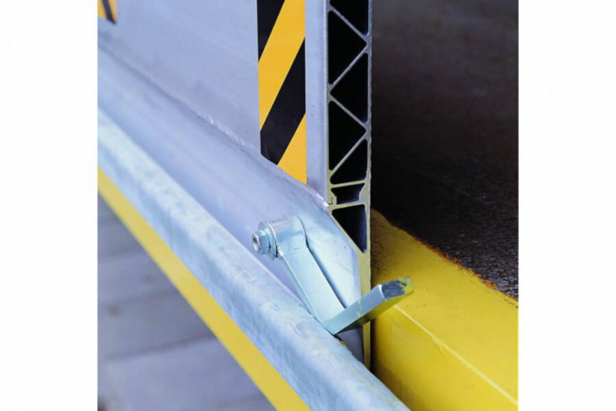 Aluminium bridge
